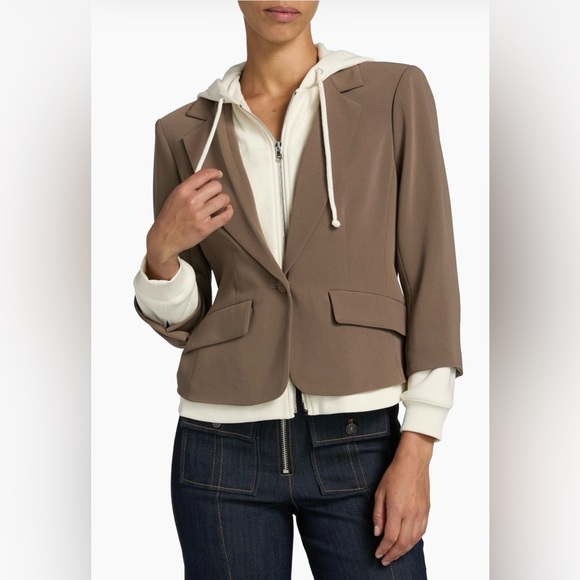 cinq a sept Jackets & Blazers - Cinq a Sept Le Petit Khloe Zip-UpBlazer in Taupe and Ivory